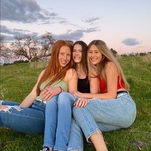 Meet your Posher, Sloan